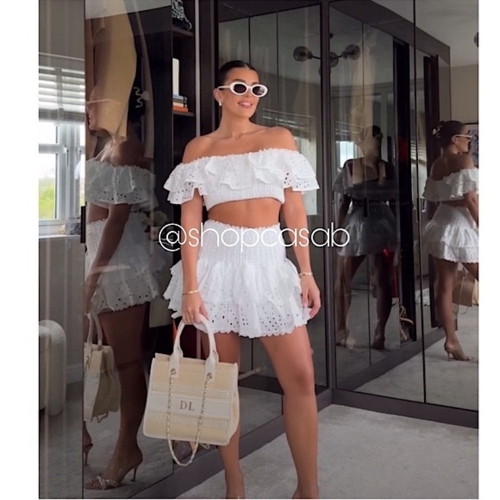 NEW💫CASA B| Florence Ruffled Broderie Anglaise Off Shoulder White Eyelet Set